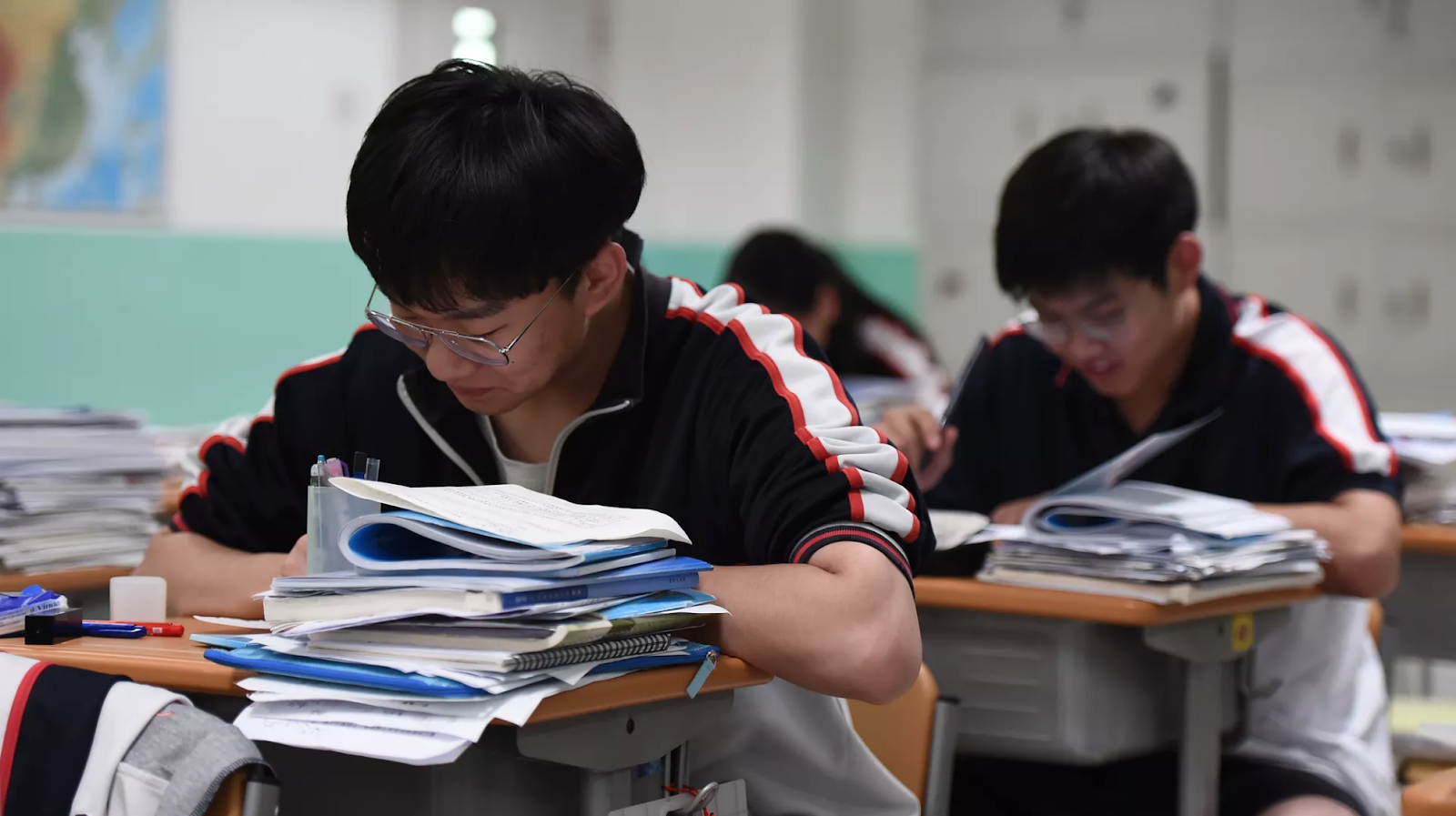 Chinese students with foreign passports will face tougher school admission  requirements – SupChina
