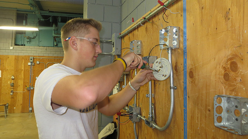 The Best Electrician Schools – Southern Waste