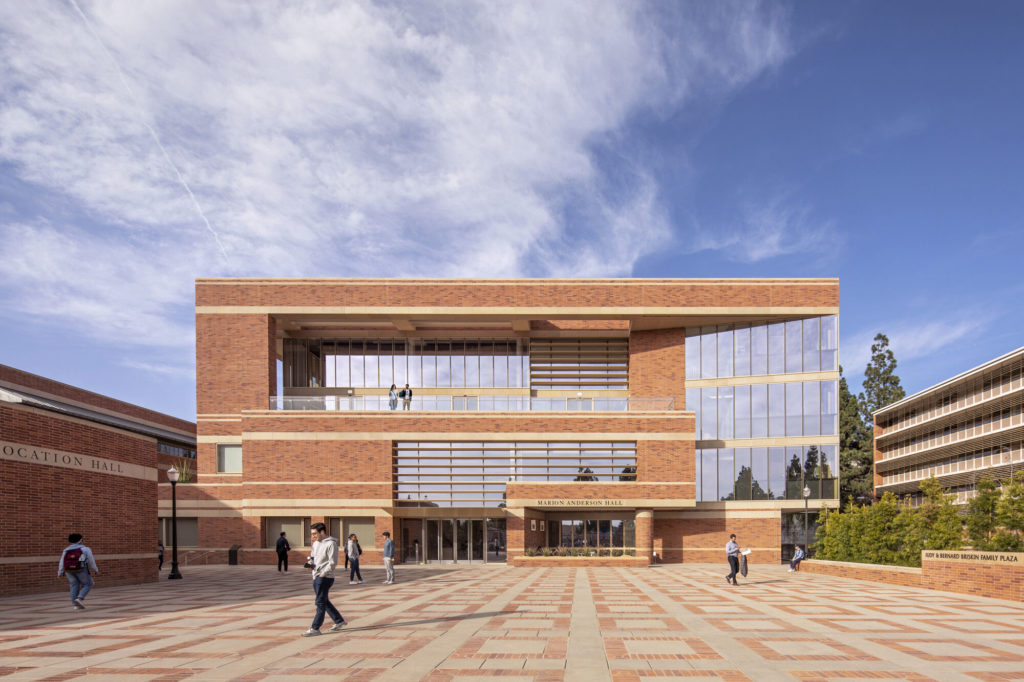 Your Chances at UCLA Anderson: Acceptance Rate & Other Factors