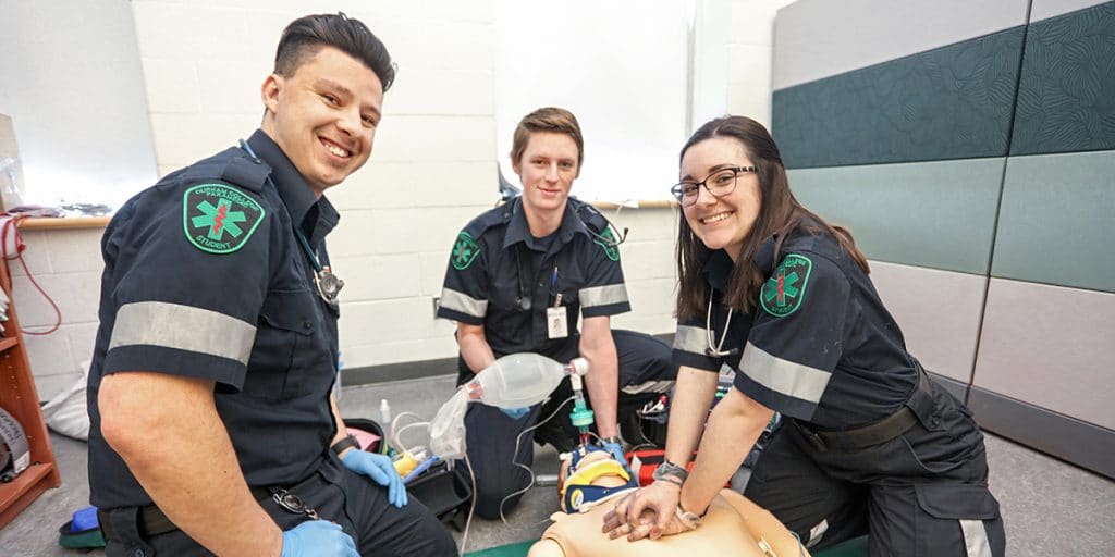 How To Become a Paramedic In America - University Magazine